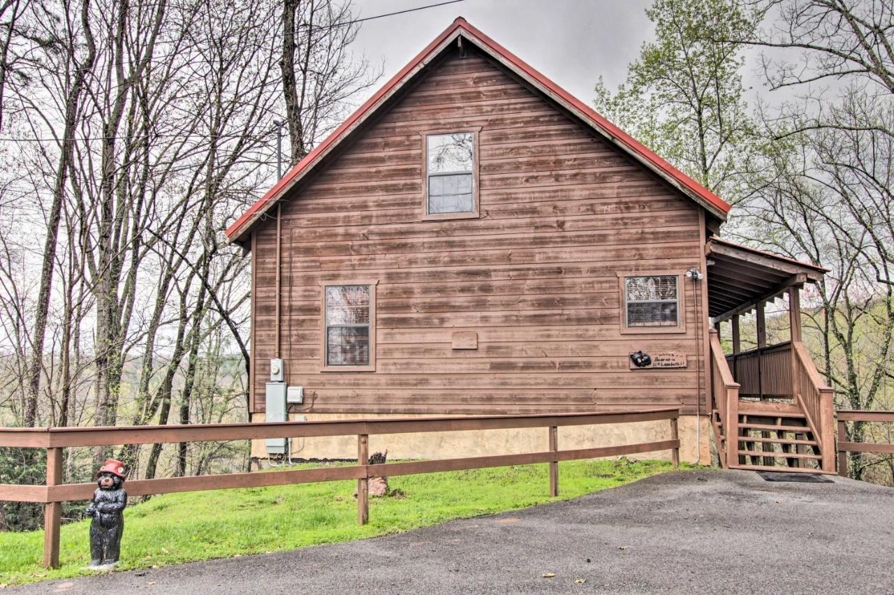Sevierville Sanctuary Hot Tub, Pool Table And Deck! Bagian luar foto